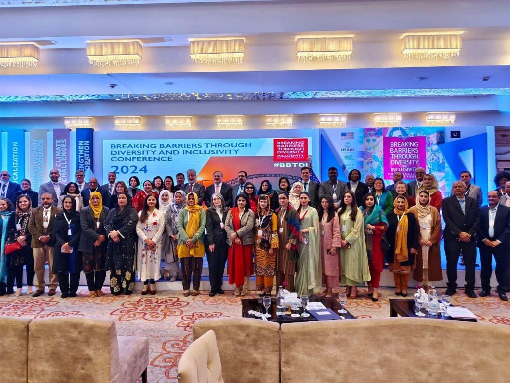 How Cultural Norms Limit Women’s Careers in Urban vs Rural Pakistan